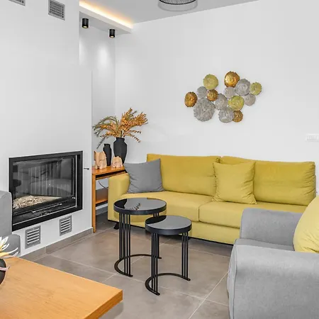 Villa Sole Mare Luxury With Sea View & Private Pool In